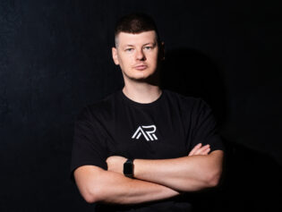 Морозов Антон